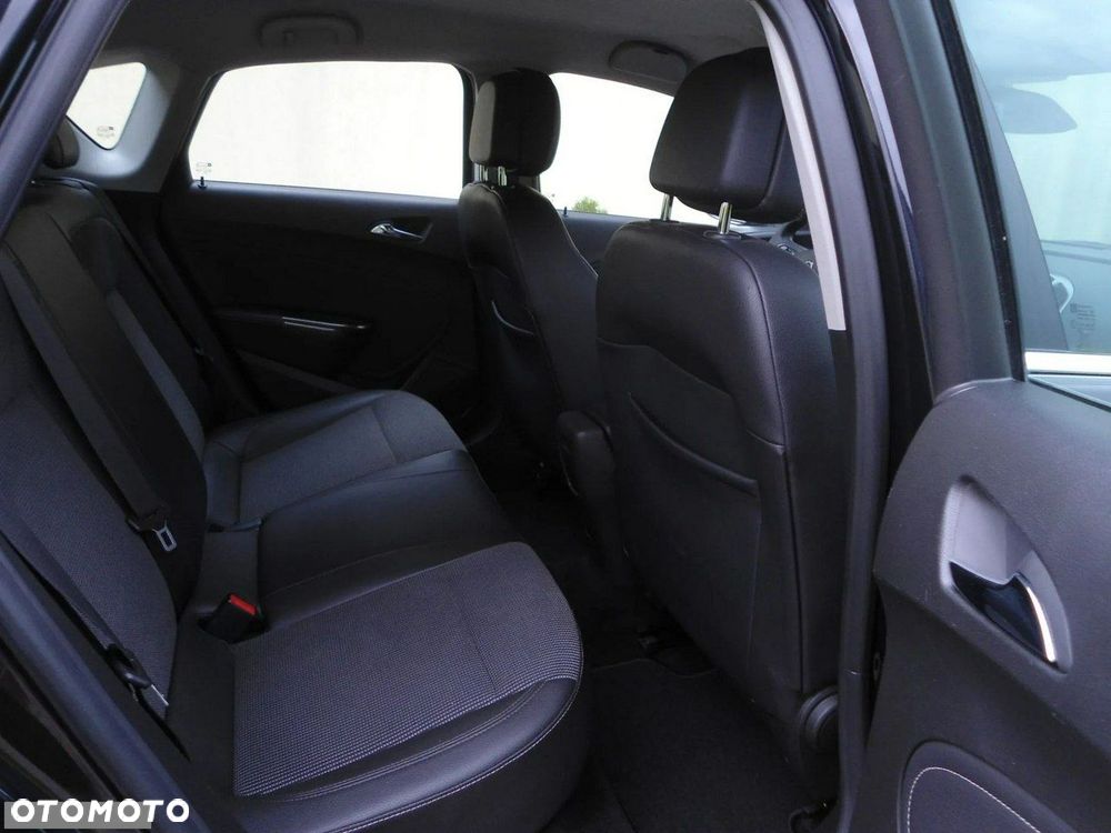 Opel Astra - 18