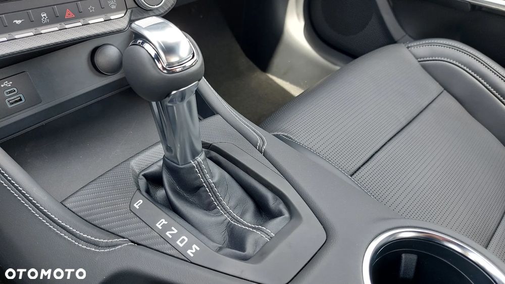 Ford Mustang - 18