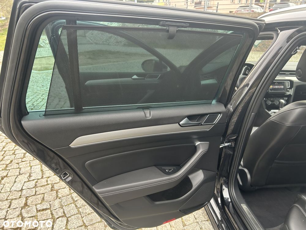 Volkswagen Passat 2.0 TDI Bi-Turbo BMT 4Mot Highline DSG - 18