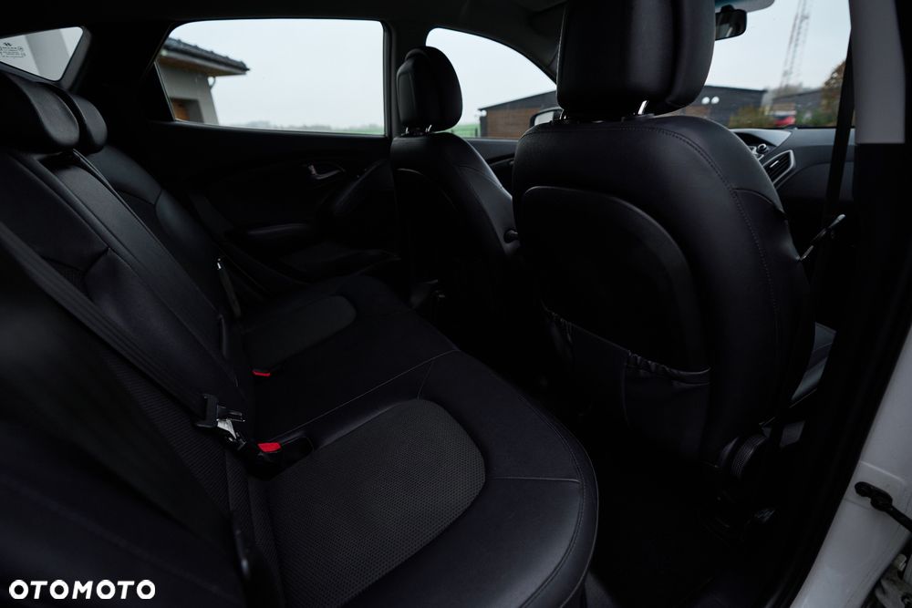 Hyundai ix35 1.6 2WD Fifa World Cup Edition - 23