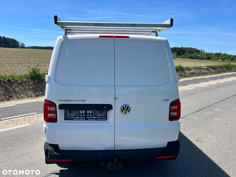 Volkswagen Transporter - 2
