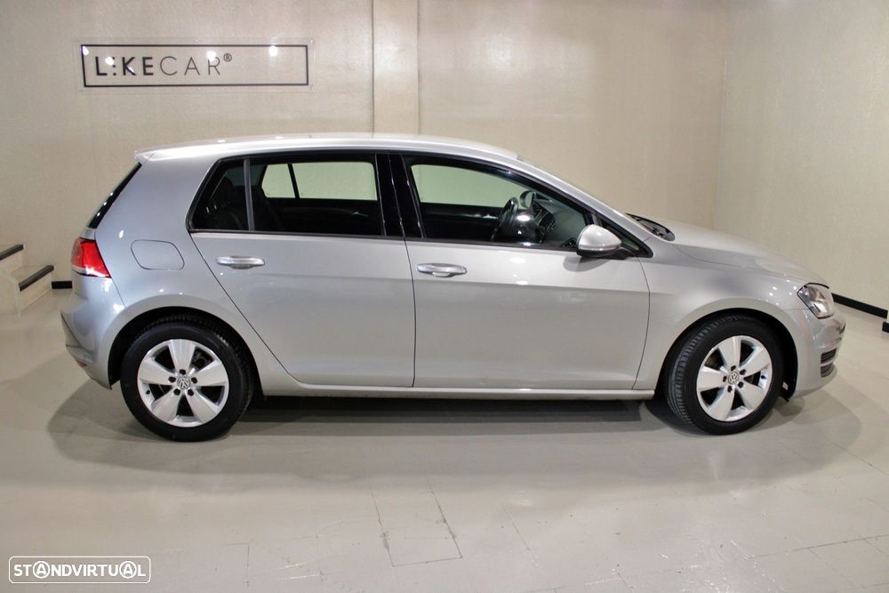 VW Golf 1.6 TDi Confortline - 10