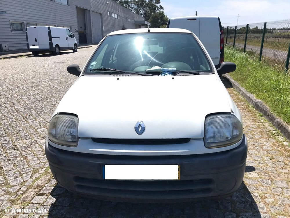 Renault Clio 1.2 5P 1999 - Para Peças - 1