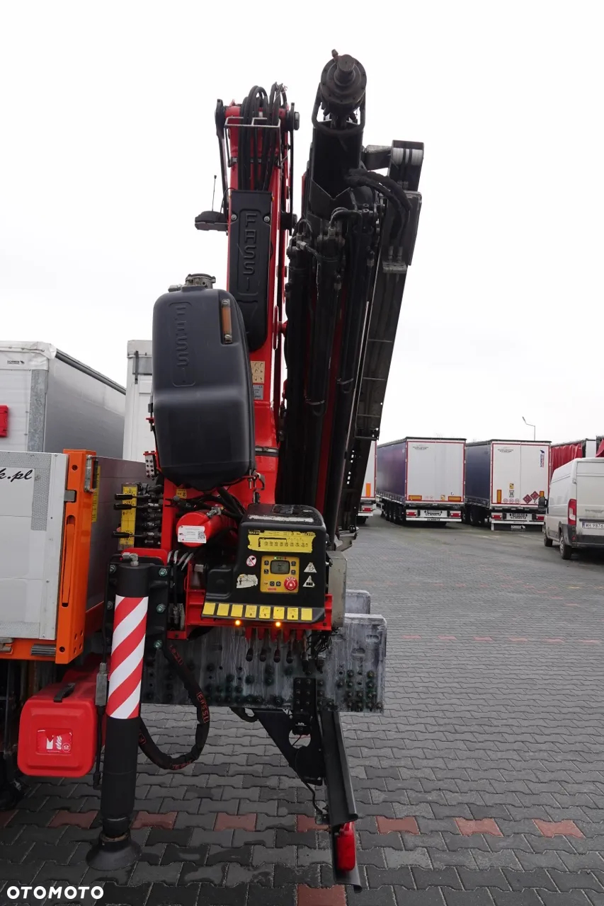 Iveco 420 / 6x2 / SKRZYNIOWY- 6,5 M / HDS FASSI 185 - 10,4 M / E6 / OŚ PODNOSZONA - 19