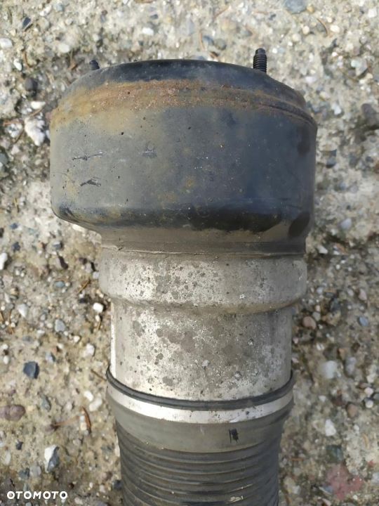 MERCEDES W221 AMORTYZATOR PRZEDNI PRZÓD PRAWY 2010R - 4