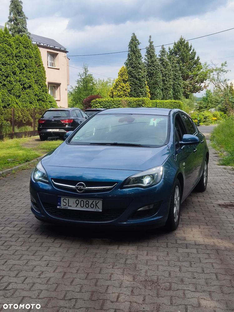 Opel Astra 1.4 Turbo - 4