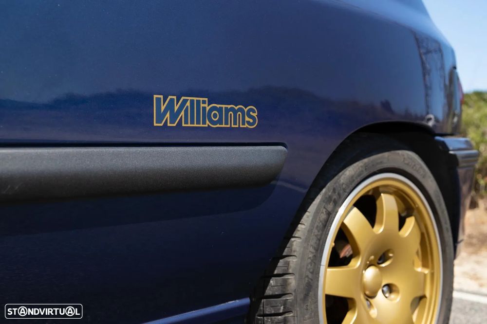 Renault Clio 2.0 Williams - 11