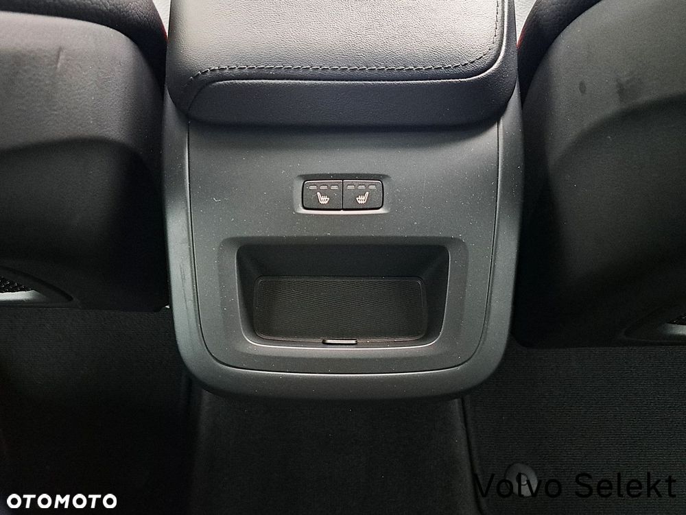 Volvo V60 Cross Country - 25