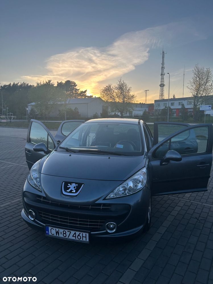 Peugeot 207 1.4 - 11