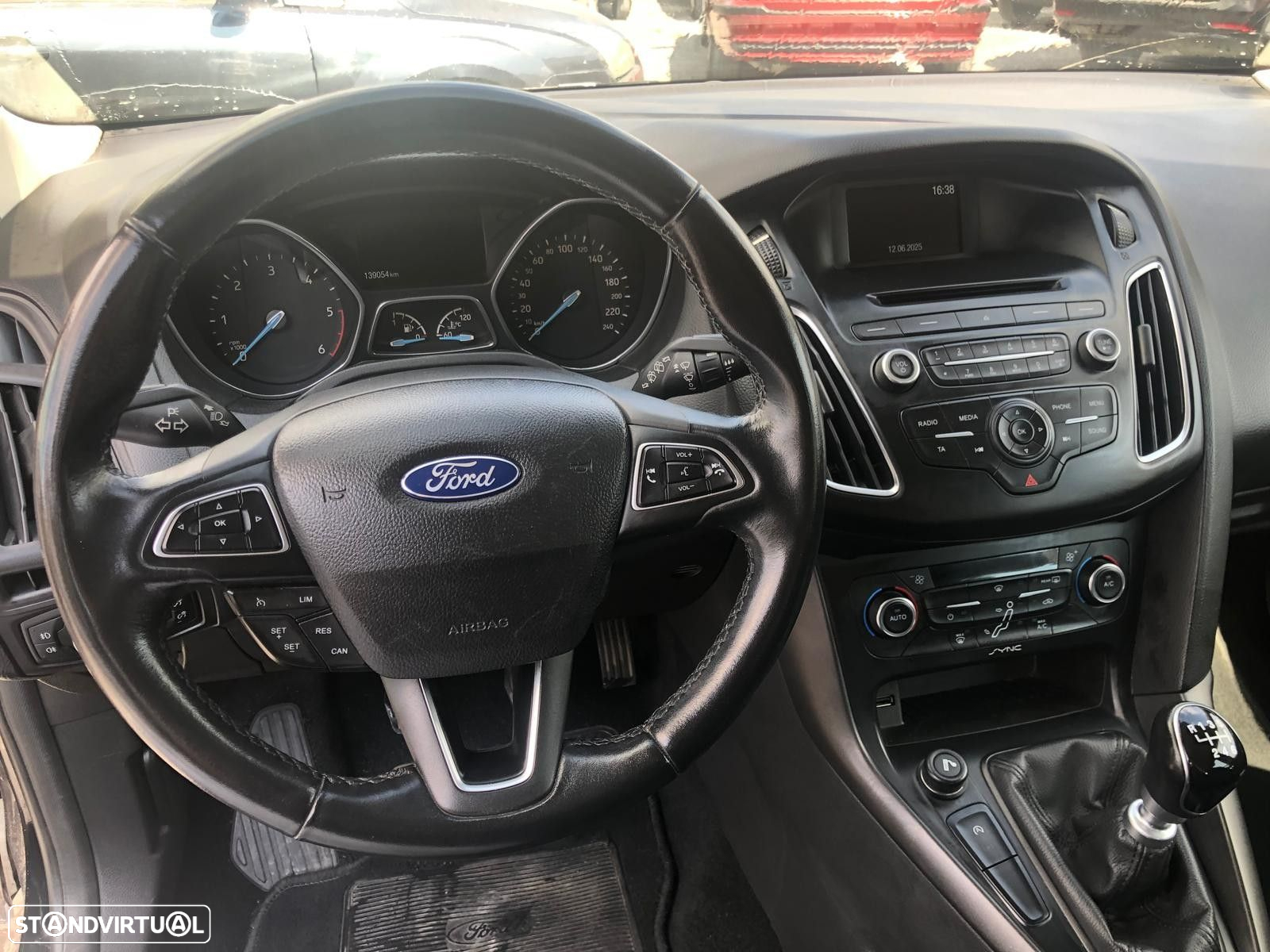 Ford Focus 1.5 TDCi Titanium - 8