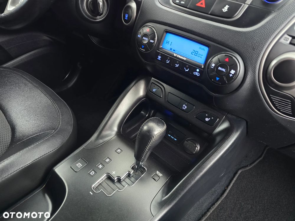Hyundai ix35 2.0 CRDi 4WD Automatik Trend - 11