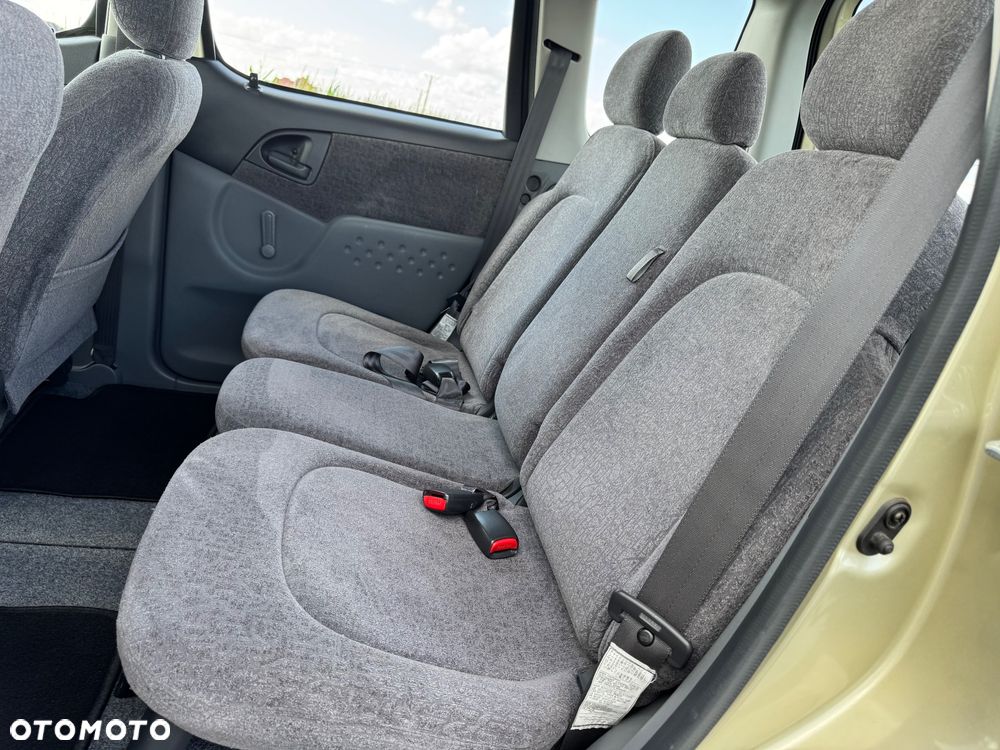 Toyota Yaris Verso 1.3 Sol - 25