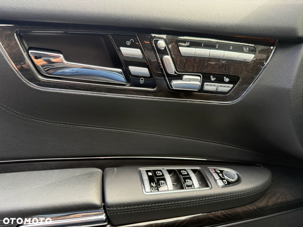 Mercedes-Benz CL 63 AMG 7G-TRONIC Performance Package - 21