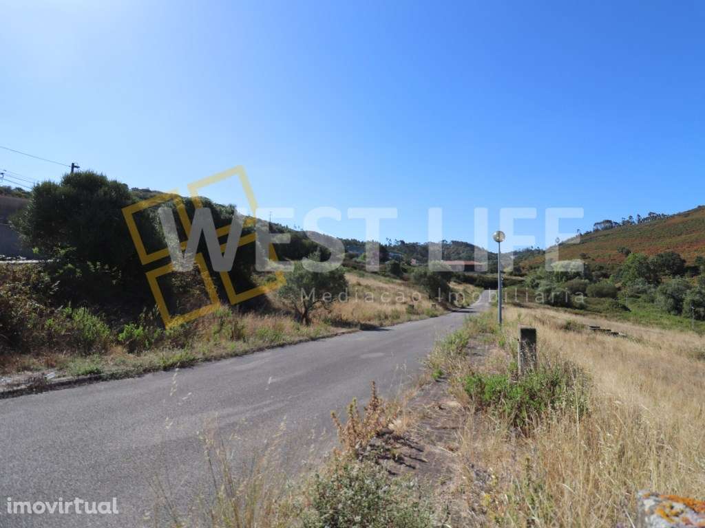 Investimento Seguro - Urbanização de Futuro - Lote com 540m2 em Val... - Grande imagem: 2/15