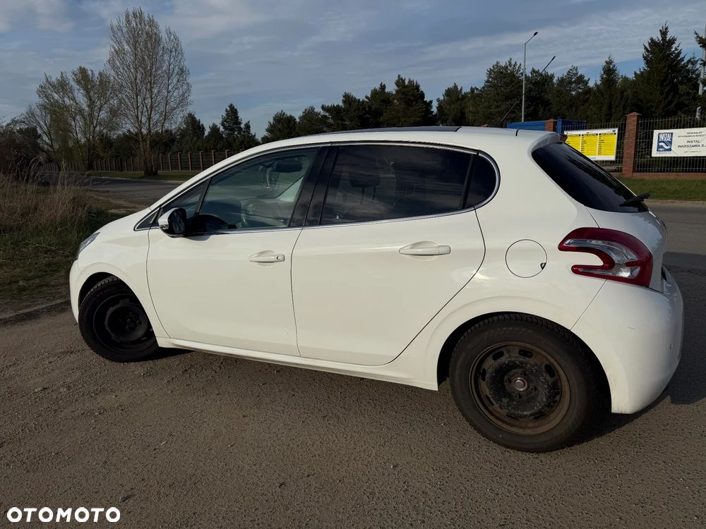 Peugeot 208 1.4 VTi Allure - 4
