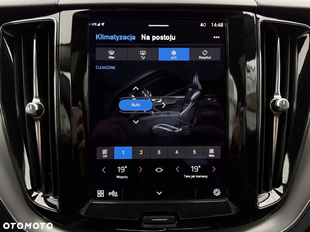 Volvo XC 60 - 21