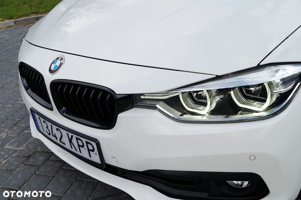 BMW Seria 3 318d Edition M Sport Shadow - 9