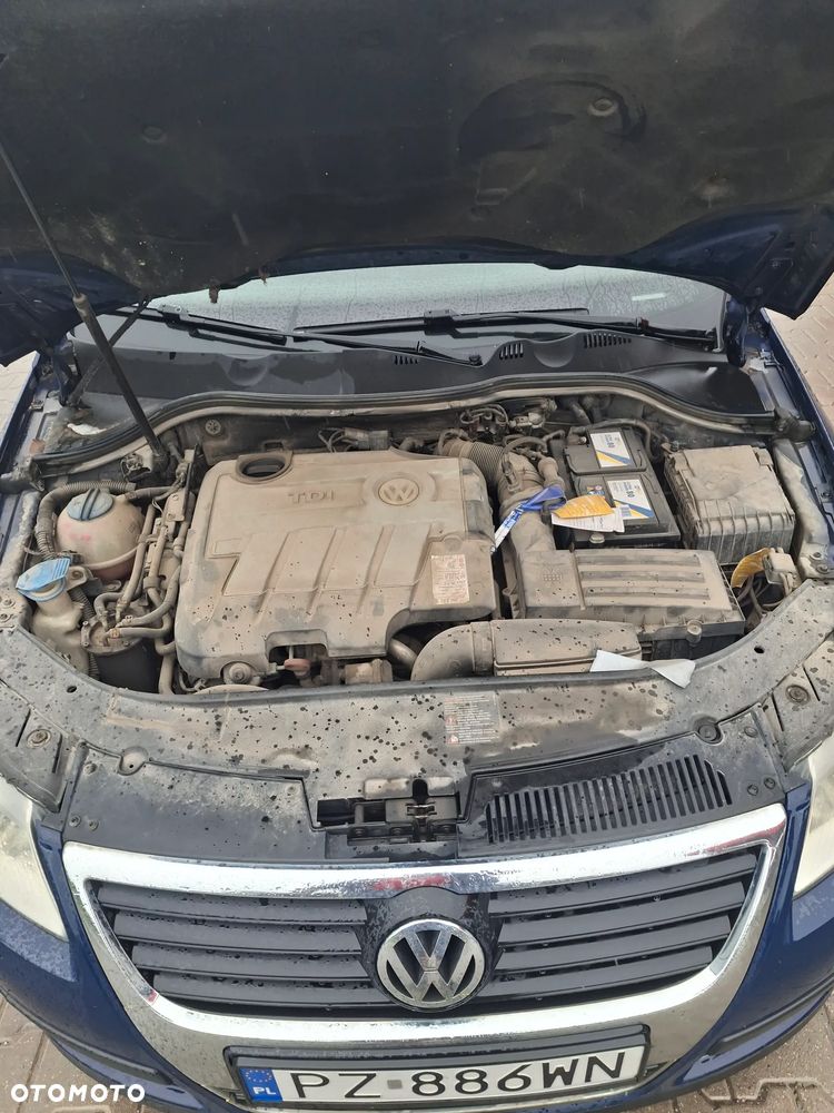 Volkswagen Passat 2.0 TDI Comfortline DSG - 3