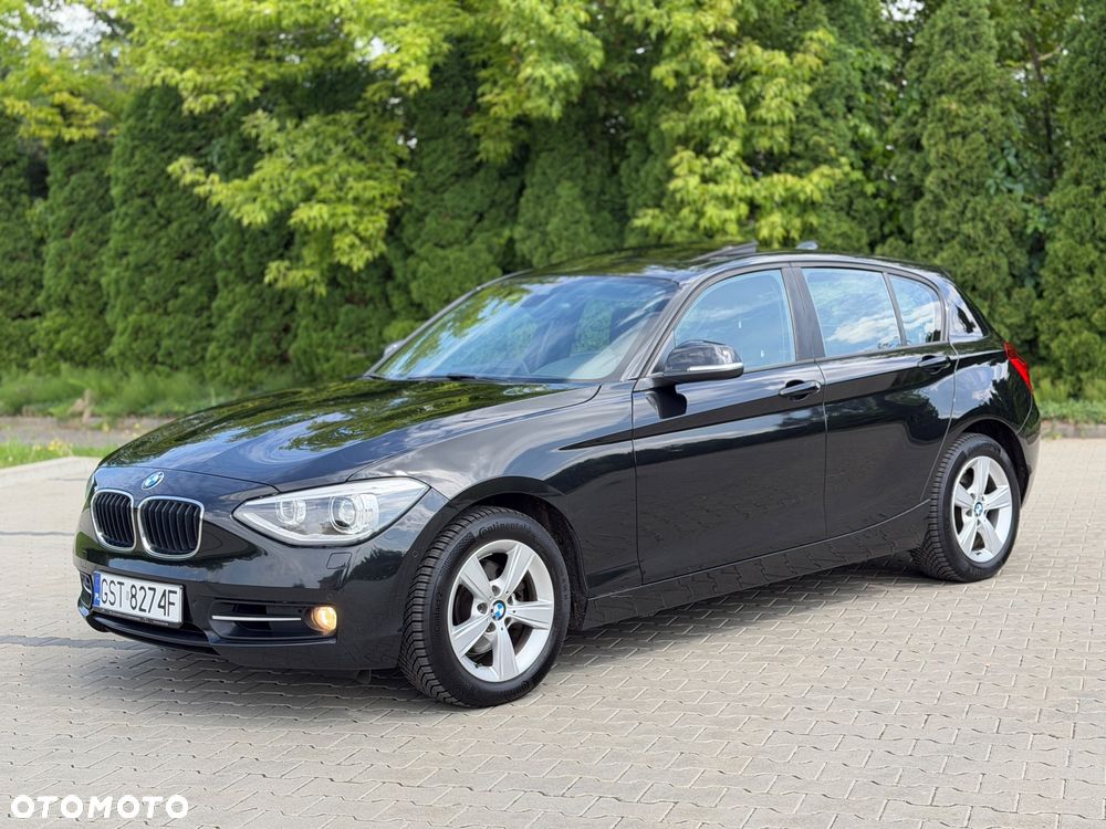 BMW Seria 1 120d Sport Line - 2