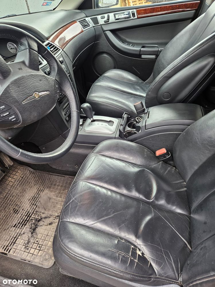 Chrysler Pacifica - 11