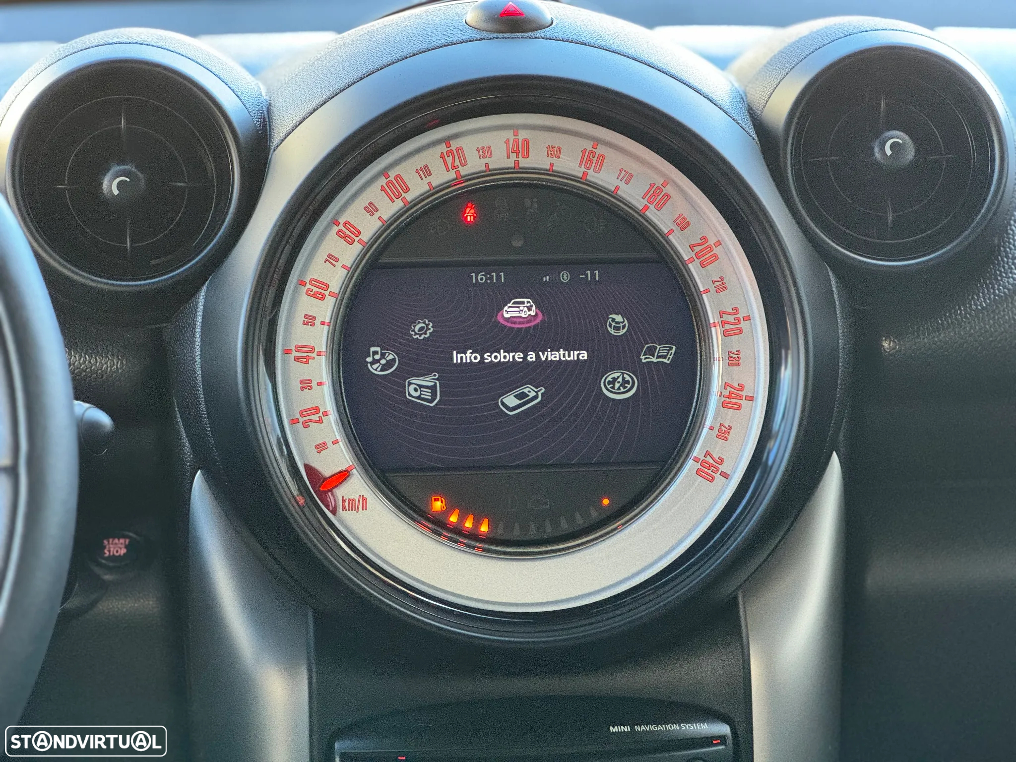 MINI Countryman Cooper D Park Lane Chili - 12