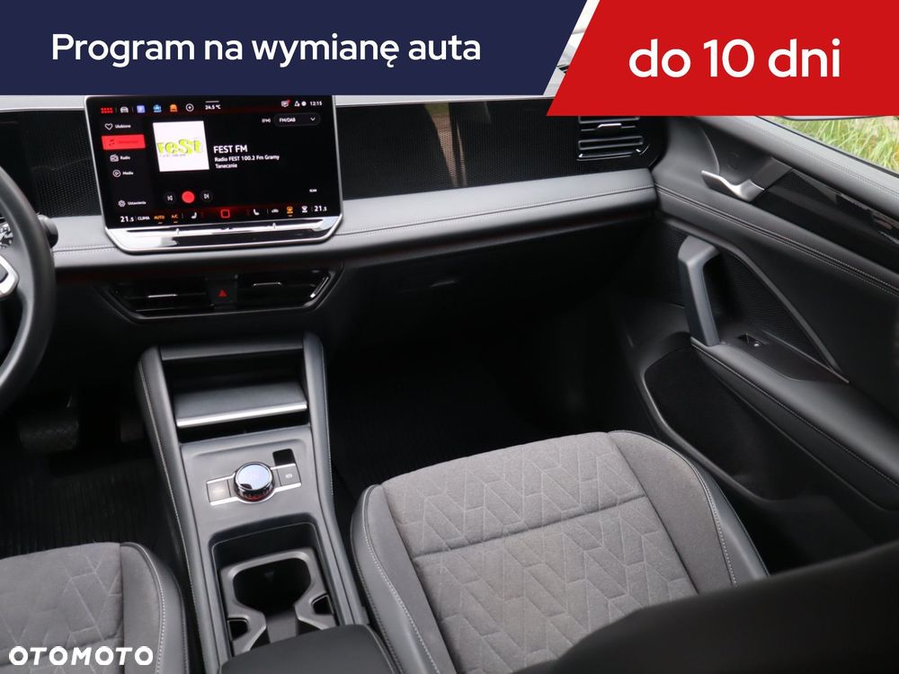 Volkswagen Tiguan - 10