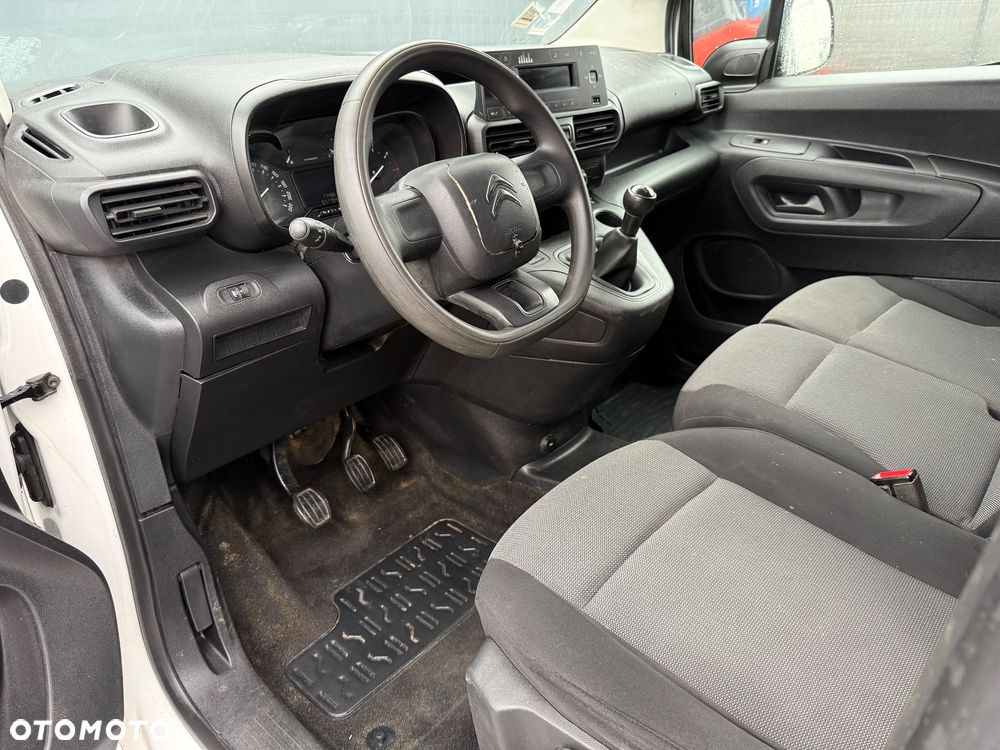 Citroën BERLINGO - 9