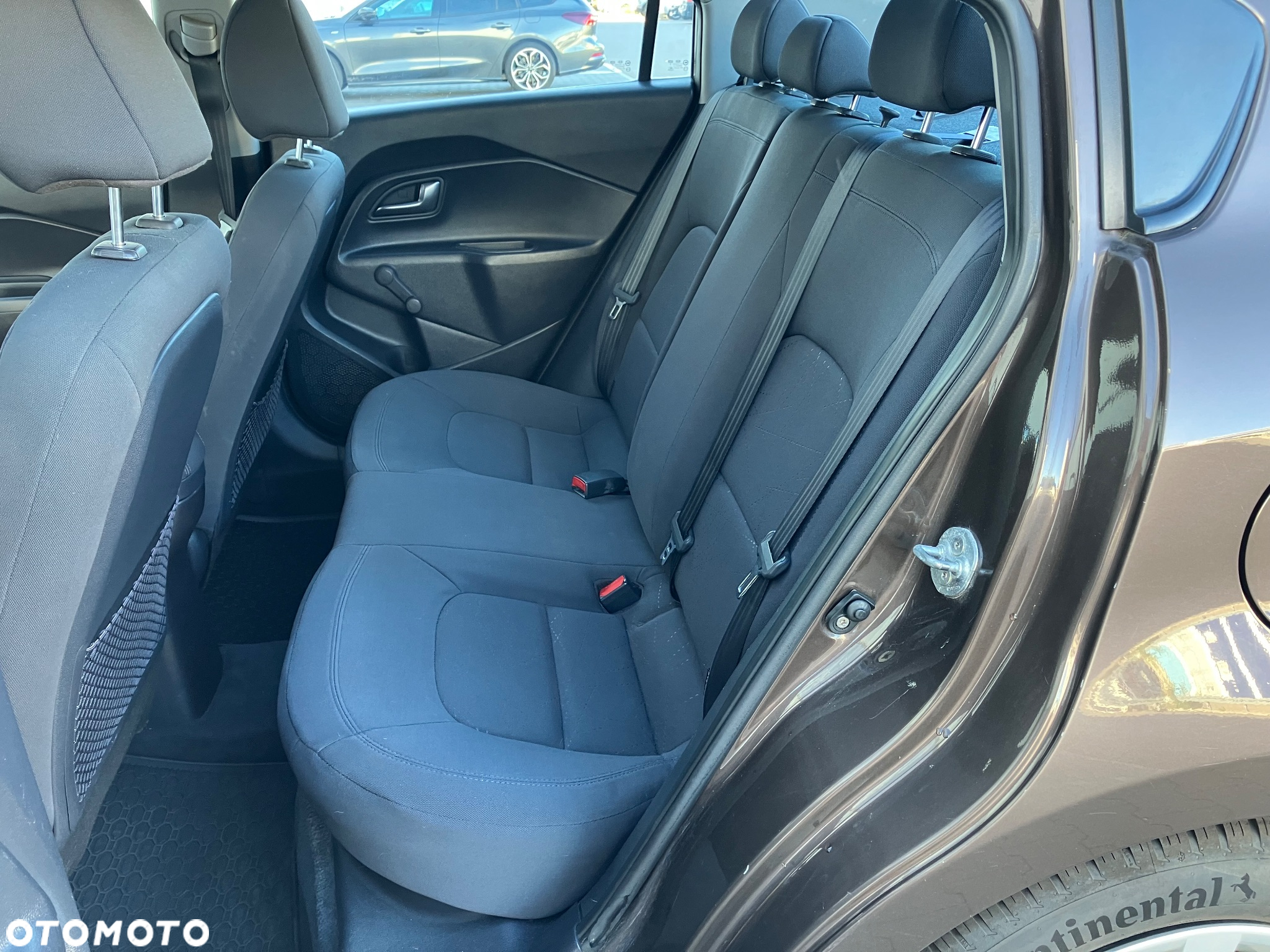 Kia Rio 1.4 M - 13