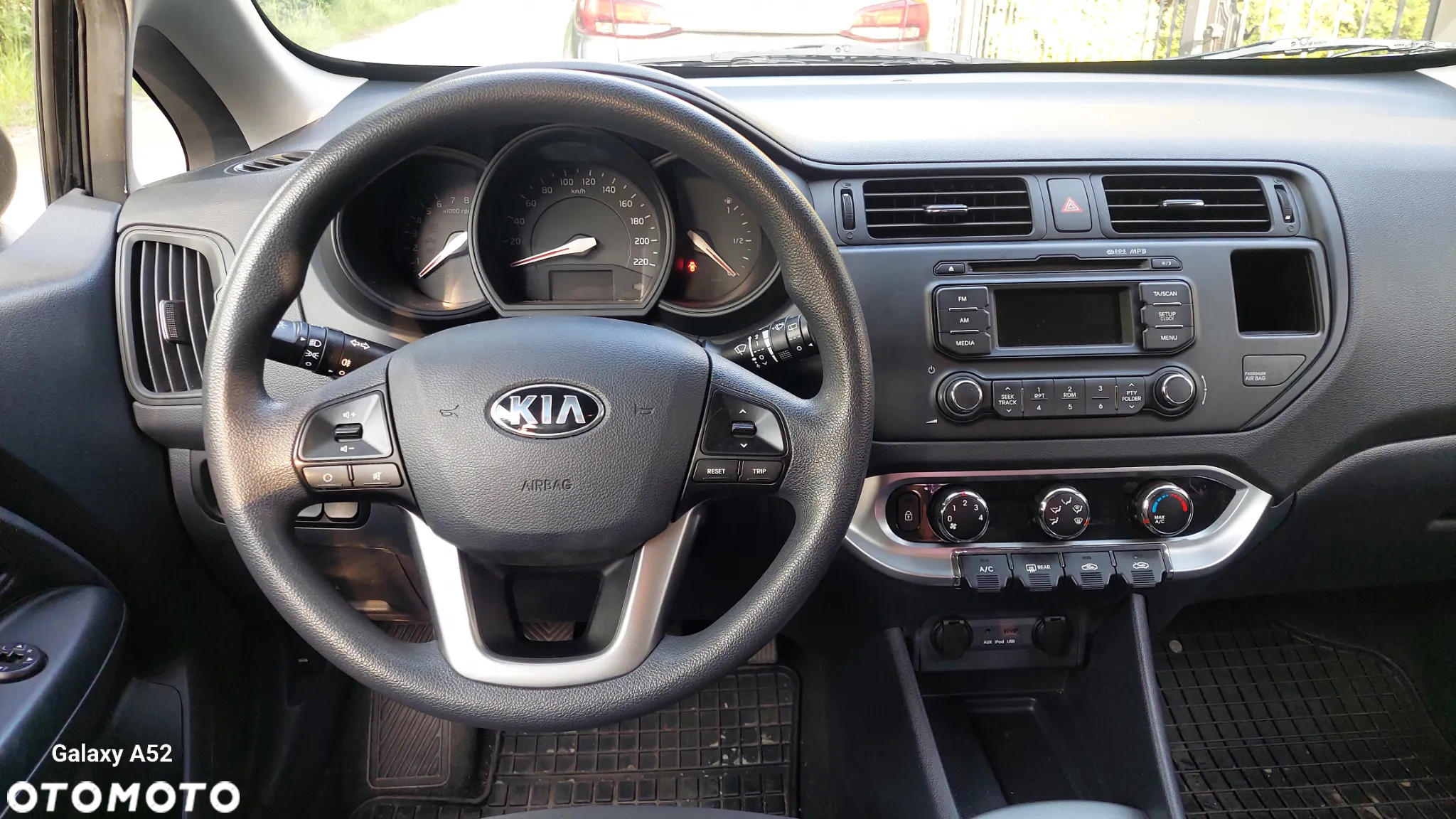 Kia Rio - 3