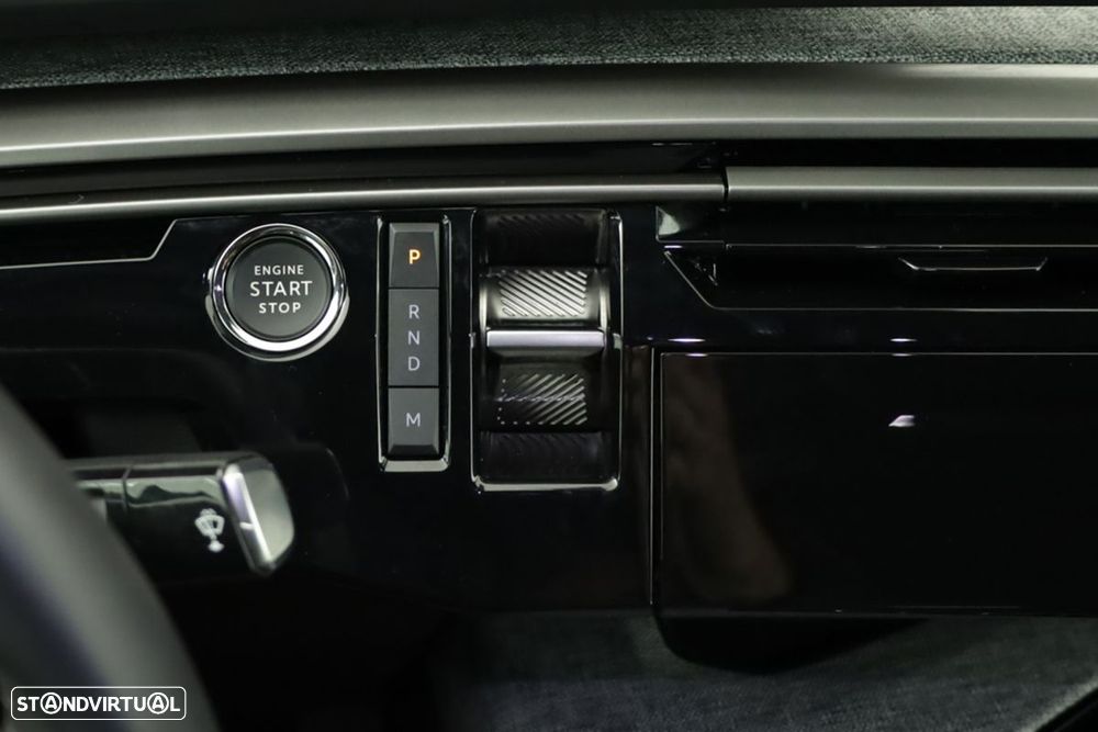 Peugeot 3008 1.2 Hybrid Allure e-DCS6 - 13
