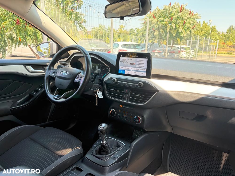 Ford Focus 1.0 EcoBoost Trend Edition - 10