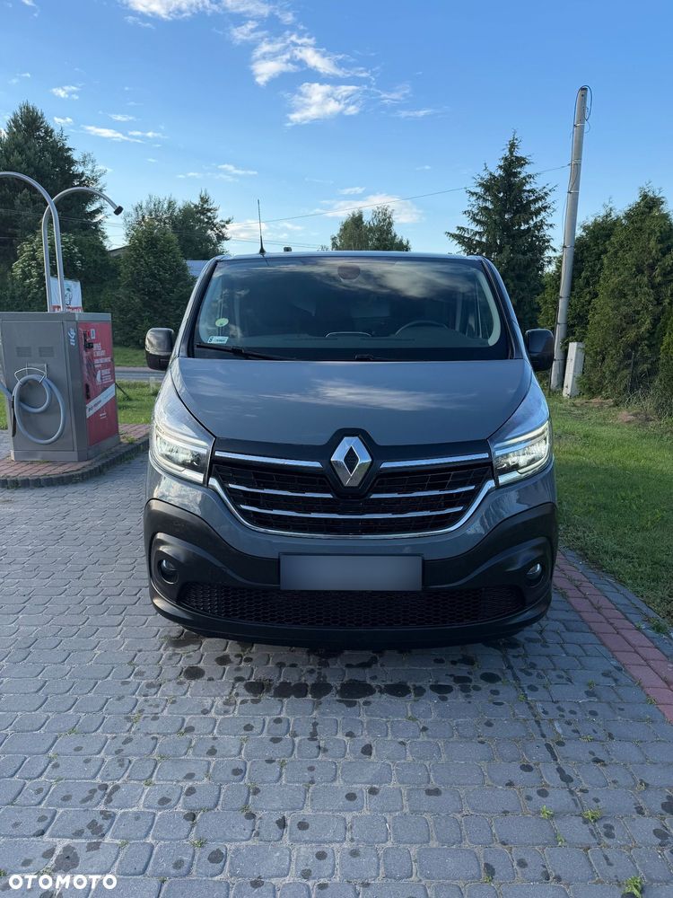 Renault Trafik - 1