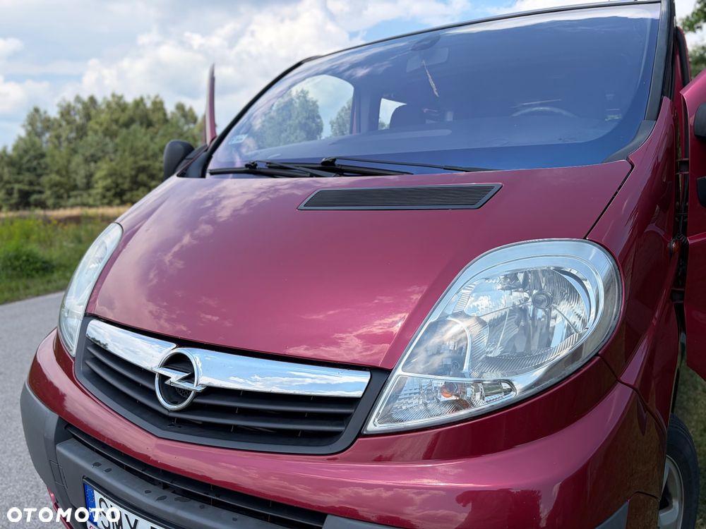 Opel Vivaro L2H1 2.9t - 19