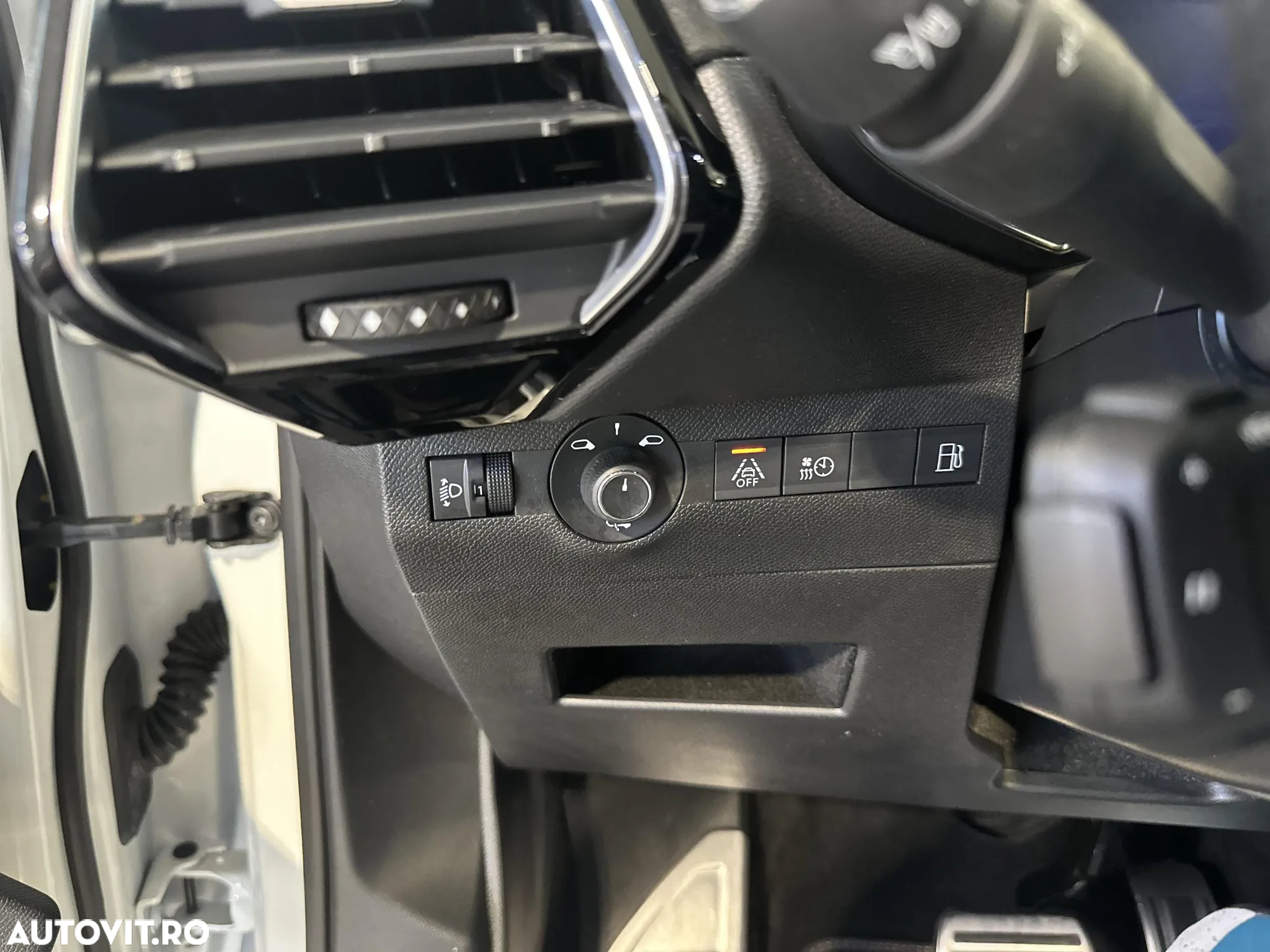 DS Automobiles DS 7 Crossback - 15