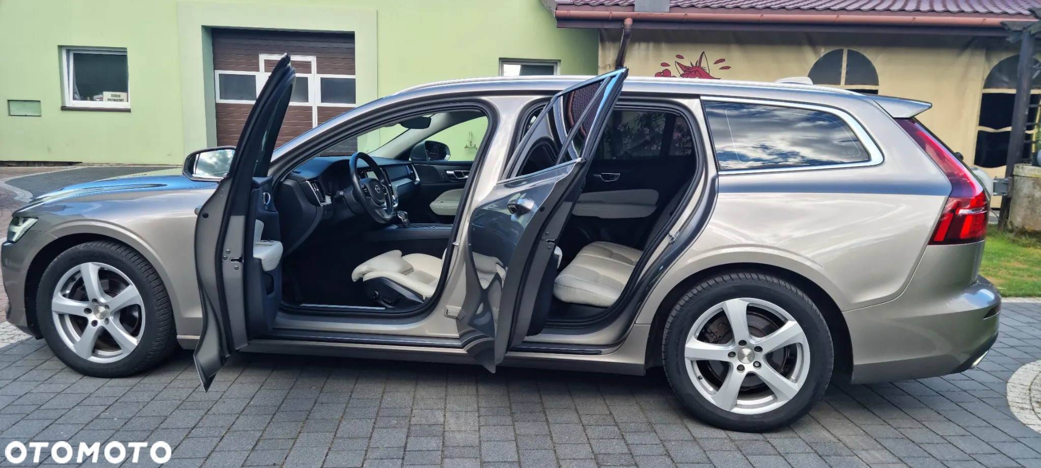 Volvo V60 D4 Geartronic Inscription - 12