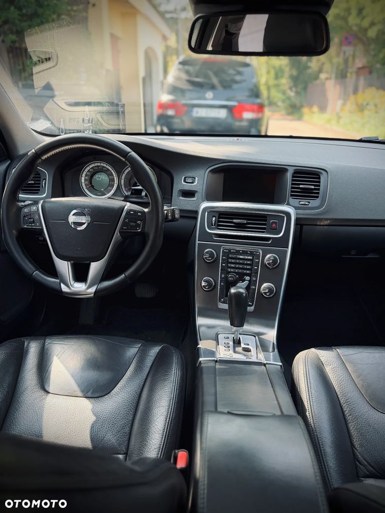 Volvo V60 - 10