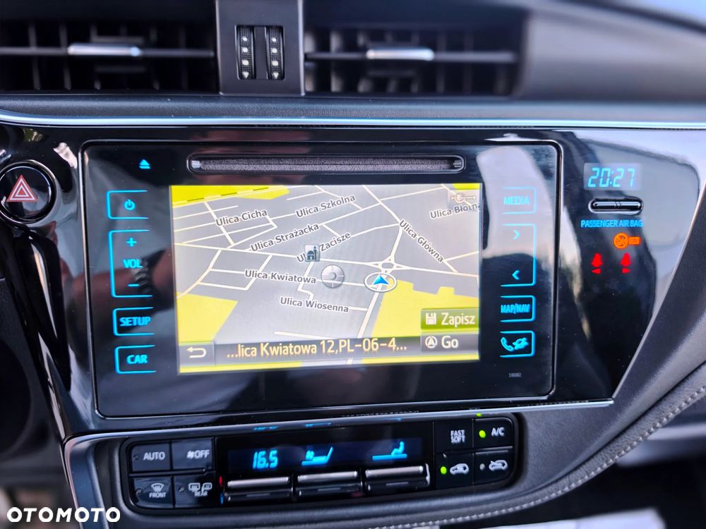 Toyota Auris 1.6 D-4D Premium - 20