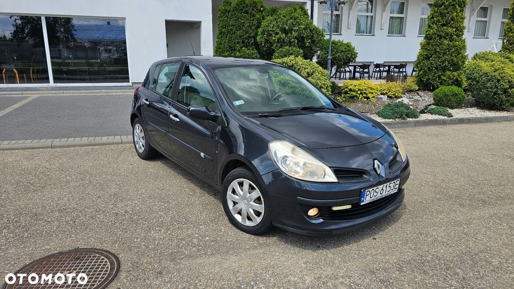 Renault Clio 1.5 dCi Authentique - 8