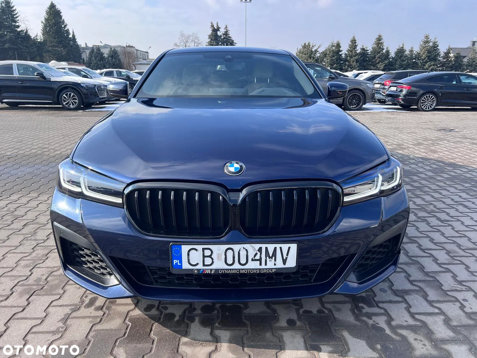 BMW Seria 5 M550i xDrive - 2