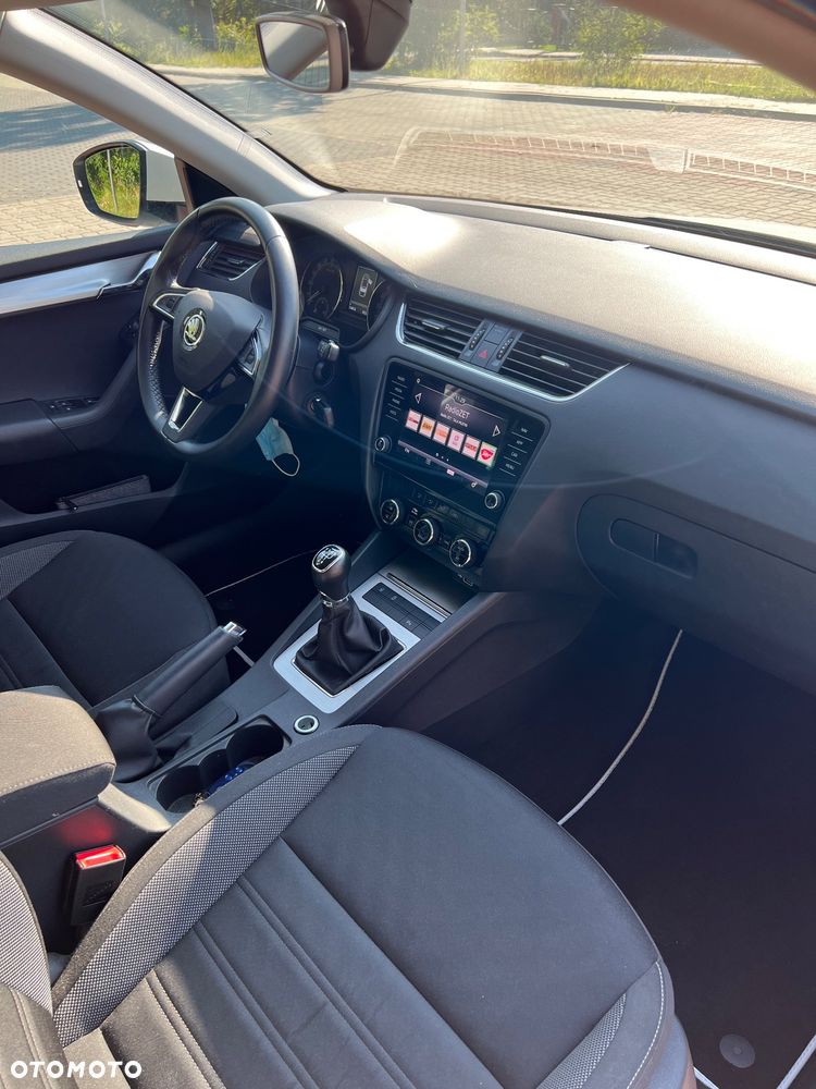 Skoda Octavia 1.6 TDI SCR Ambition - 15