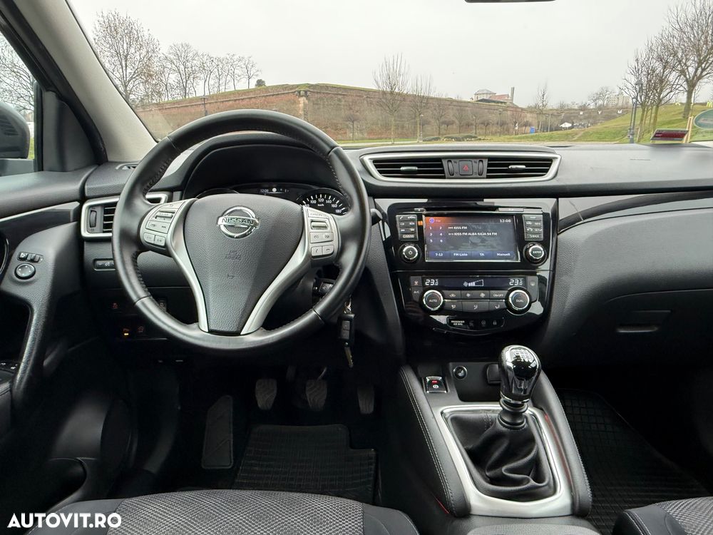 Nissan Qashqai 1.6 DCI ALL-MODE 4x4i N-Connecta - 22