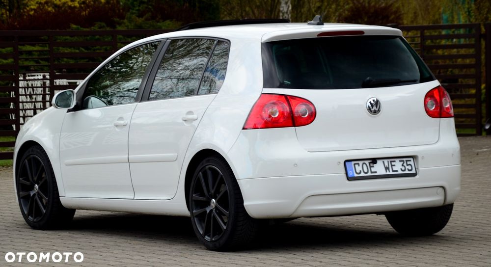 Volkswagen Golf - 17
