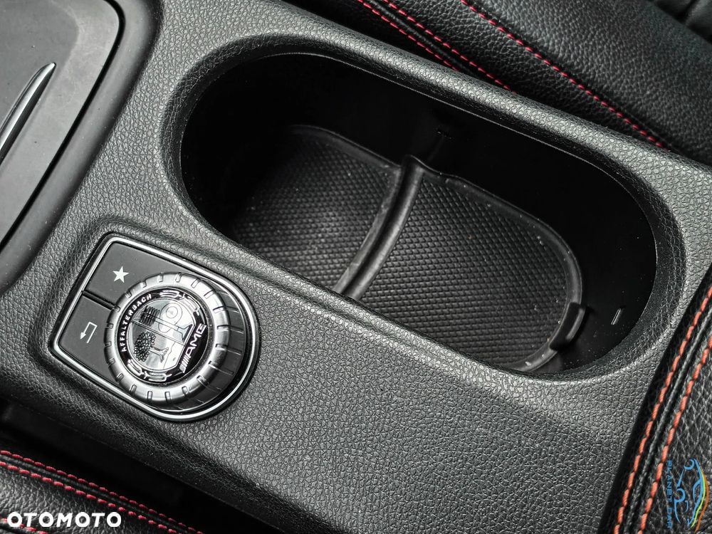 Mercedes-Benz GLA 220 d 4Matic 7G-DCT AMG Line - 38