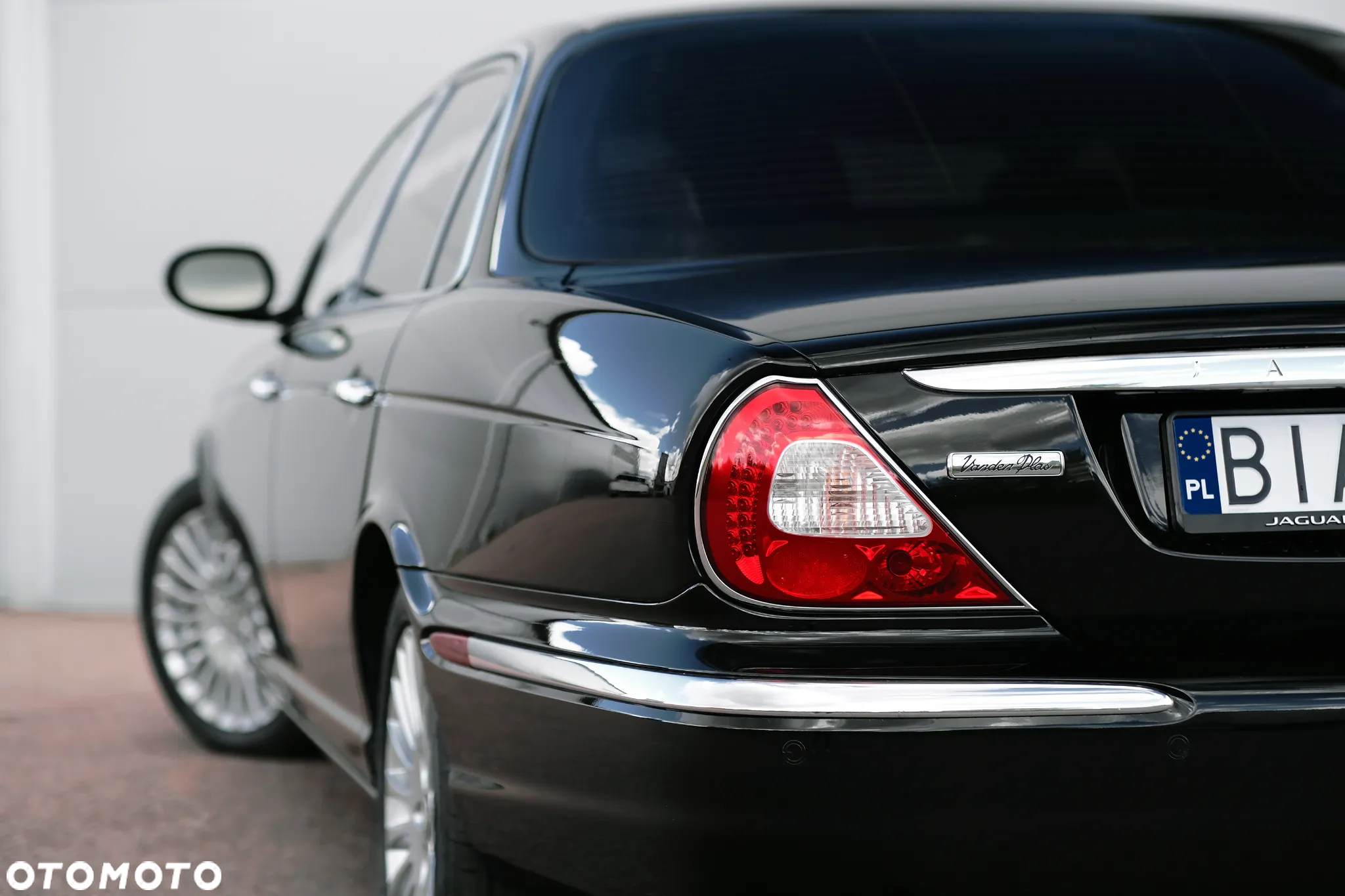 Jaguar XJ XJ8 4.2 LWB High - 16