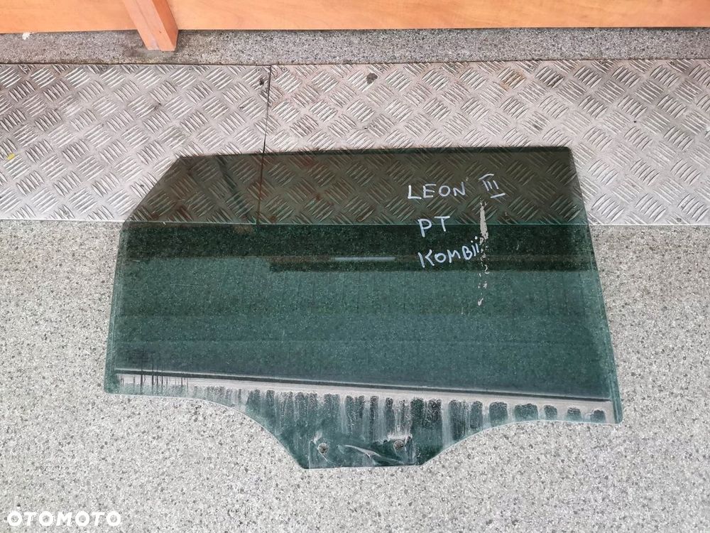 SZYBA DRZWI PRAWY TYŁ SEAT LEON III 43R-004524 - 2