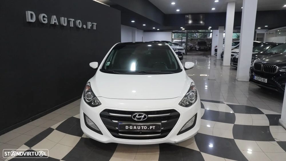 Hyundai i30 1.6 CRDI Blue Comfort AC Auto+J17 - 2
