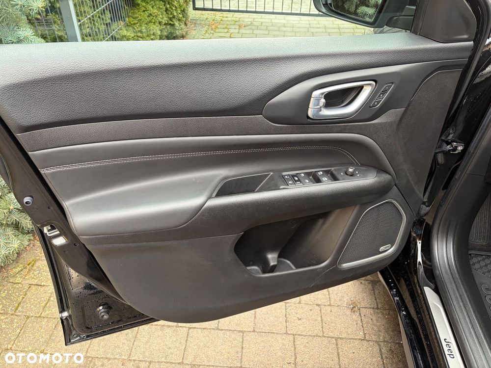 Jeep Compass 1.3 T4 4xe Automatik S - 25