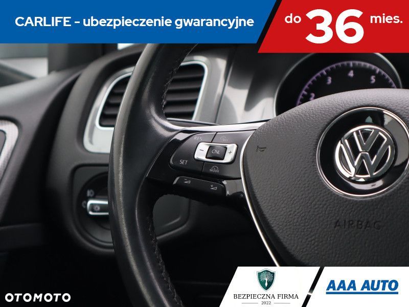 Volkswagen Golf - 18