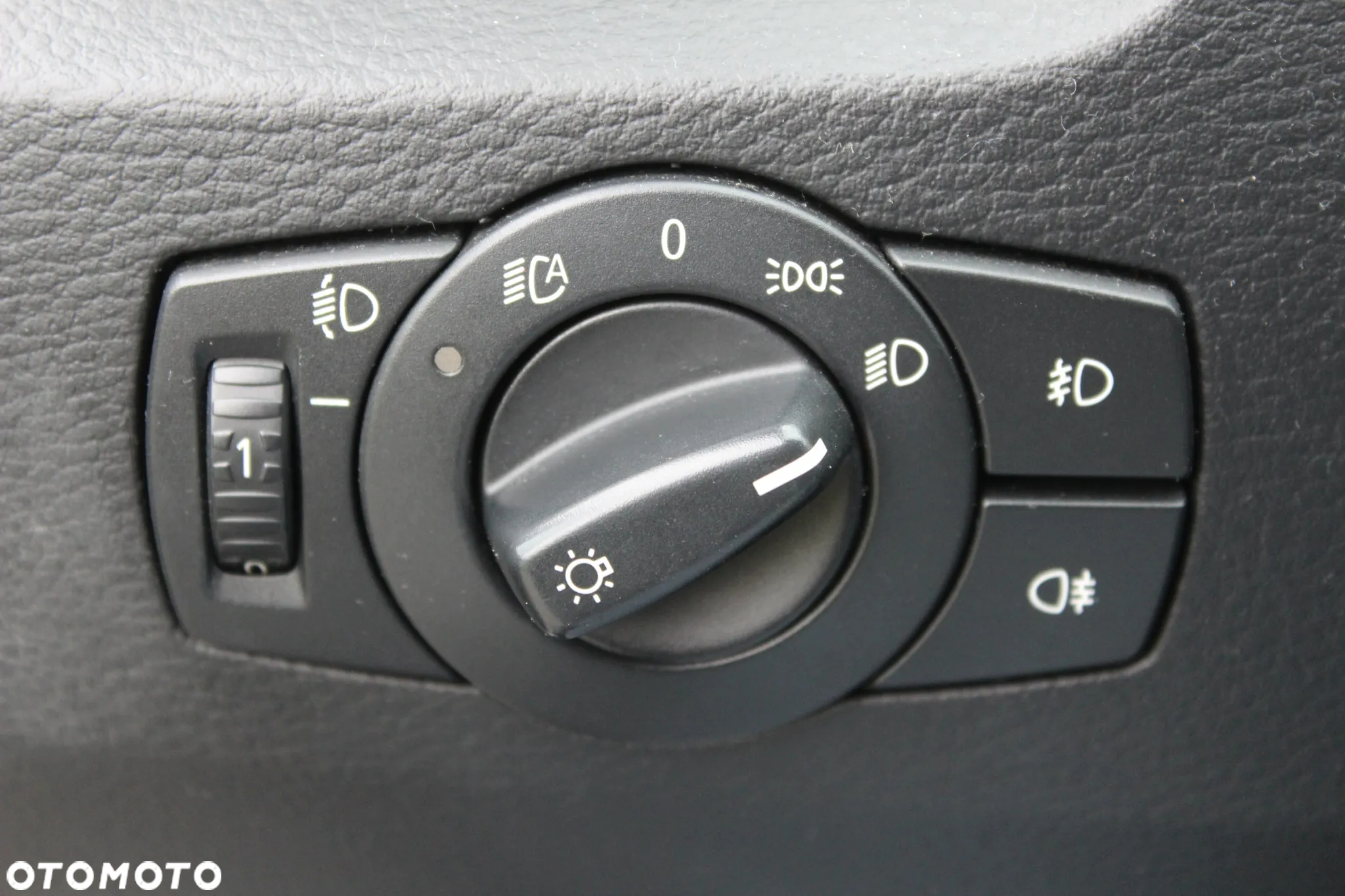 BMW X1 sDrive18d - 18