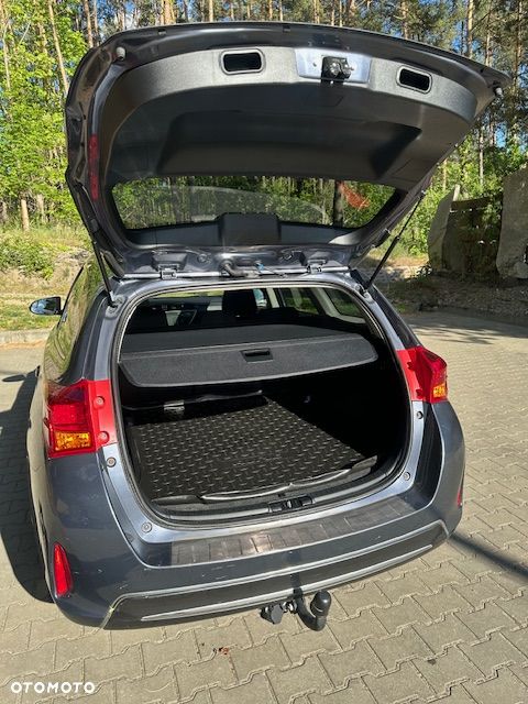 Toyota Auris 1.8 HSD Prestige NAVI - 19